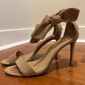 Banana Republic beige suede 4” heel sandals